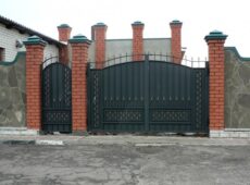 Изготавливаем металлические ворота