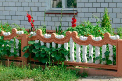 Как просто сделать забор для палисадника самостоятельно?
