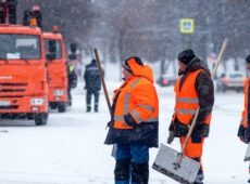 Как сегодня убирают снег